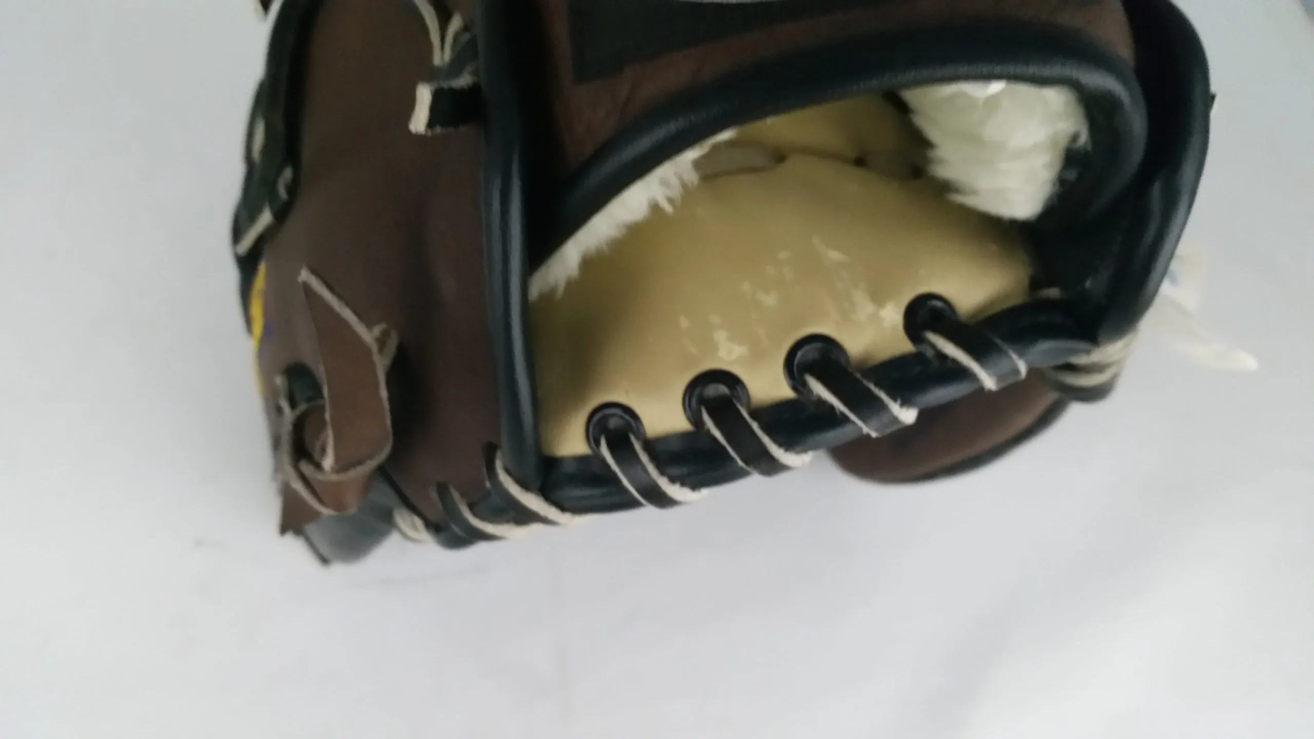 New Other Louisville Slugger XPP1250 12.5 Inch Baseball Softball Glove LHT 3 New Other Louisville Slugger XPP1250 12.5 Inch Baseball Softball Glove LHT - Image 3