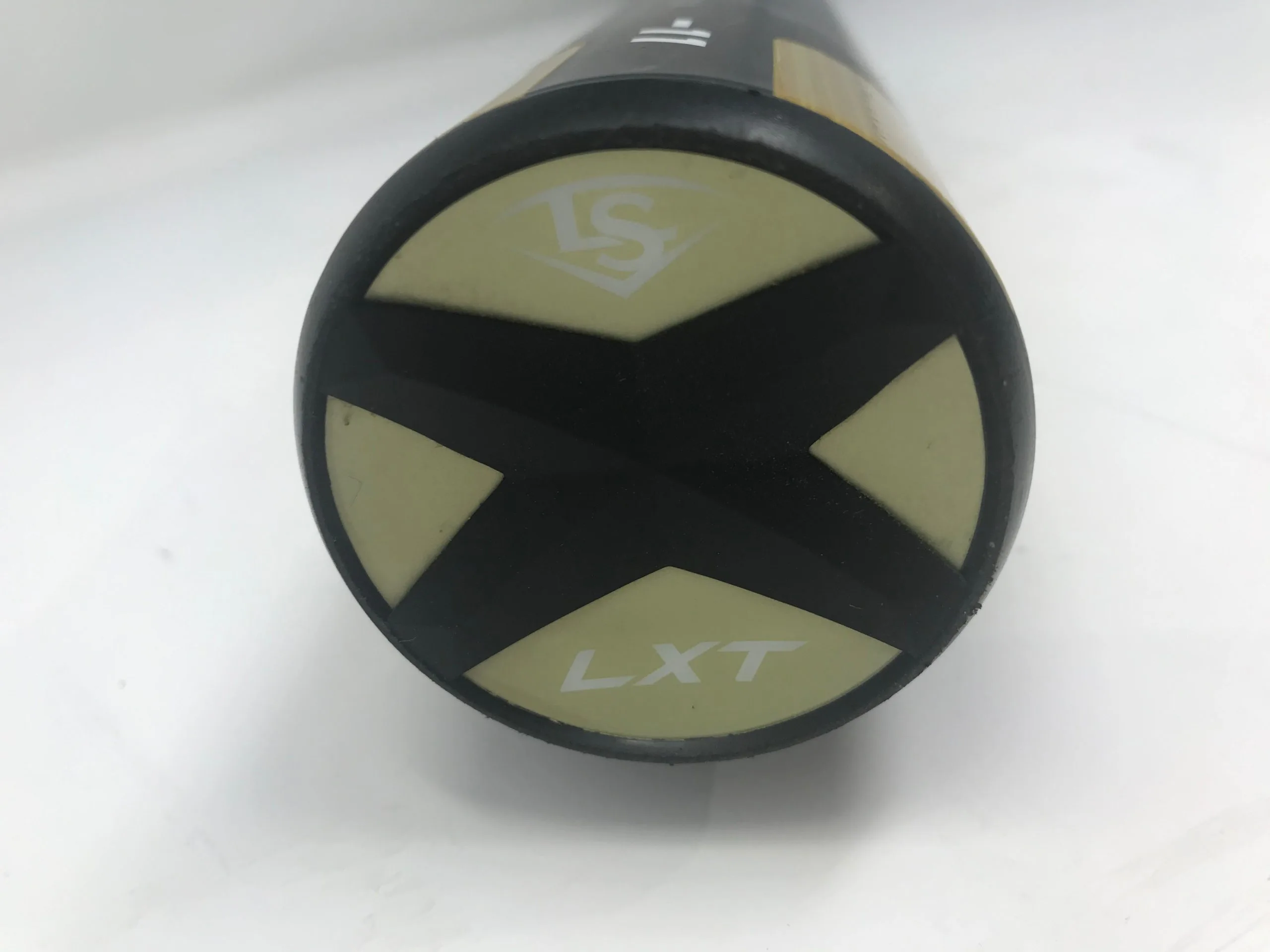 Used Louisville Slugger 29/18 2020 LXT (-11) Fastpitch Softball Bat 2 1/4" 4 Used Louisville Slugger 29/18 2020 LXT (-11) Fastpitch Softball Bat 2 1/4" - Image 4