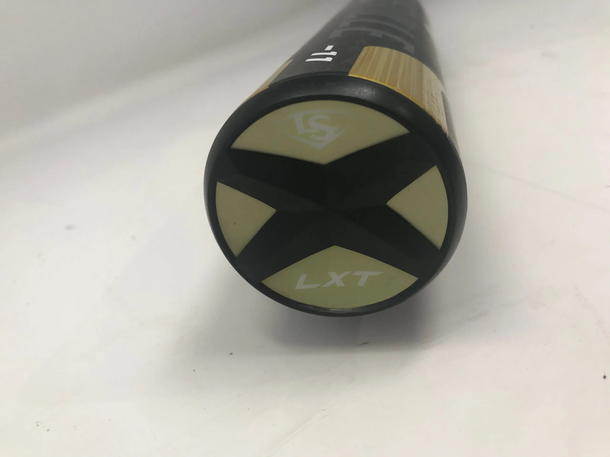 Used Louisville Slugger 30/19 2020 LXT (-11) Fastpitch Softball Bat 2 1/4" 4 Used Louisville Slugger 30/19 2020 LXT (-11) Fastpitch Softball Bat 2 1/4" - Image 4