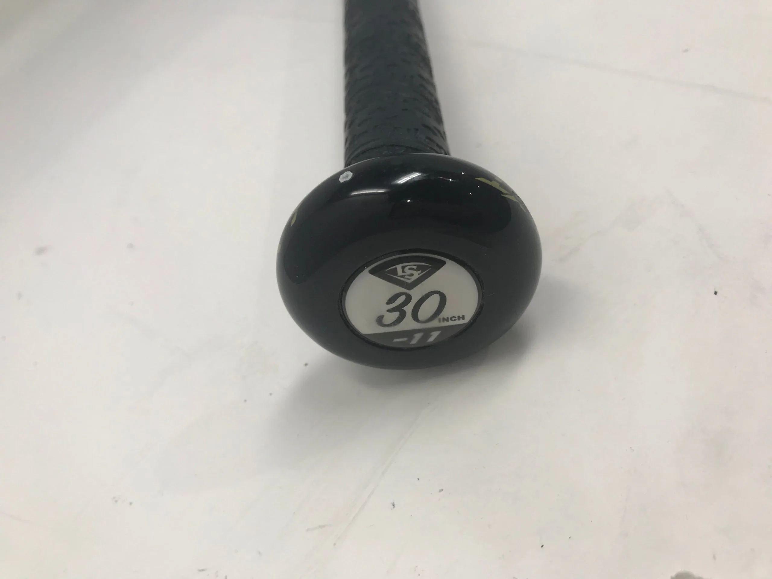 Used Louisville Slugger 30/19 2020 LXT (-11) Fastpitch Softball Bat 2 1/4" 5 Used Louisville Slugger 30/19 2020 LXT (-11) Fastpitch Softball Bat 2 1/4" - Image 5