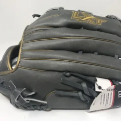 New Louisville Slugger 2019 LXT 12.5" Pitcher's Fastpitch Glove LHT Grey/Gold 5 New Louisville Slugger 2019 LXT 12.5" Pitcher's Fastpitch Glove LHT Grey/Gold -Baseball Shop 2021 09 03 2011.00.14 scaled