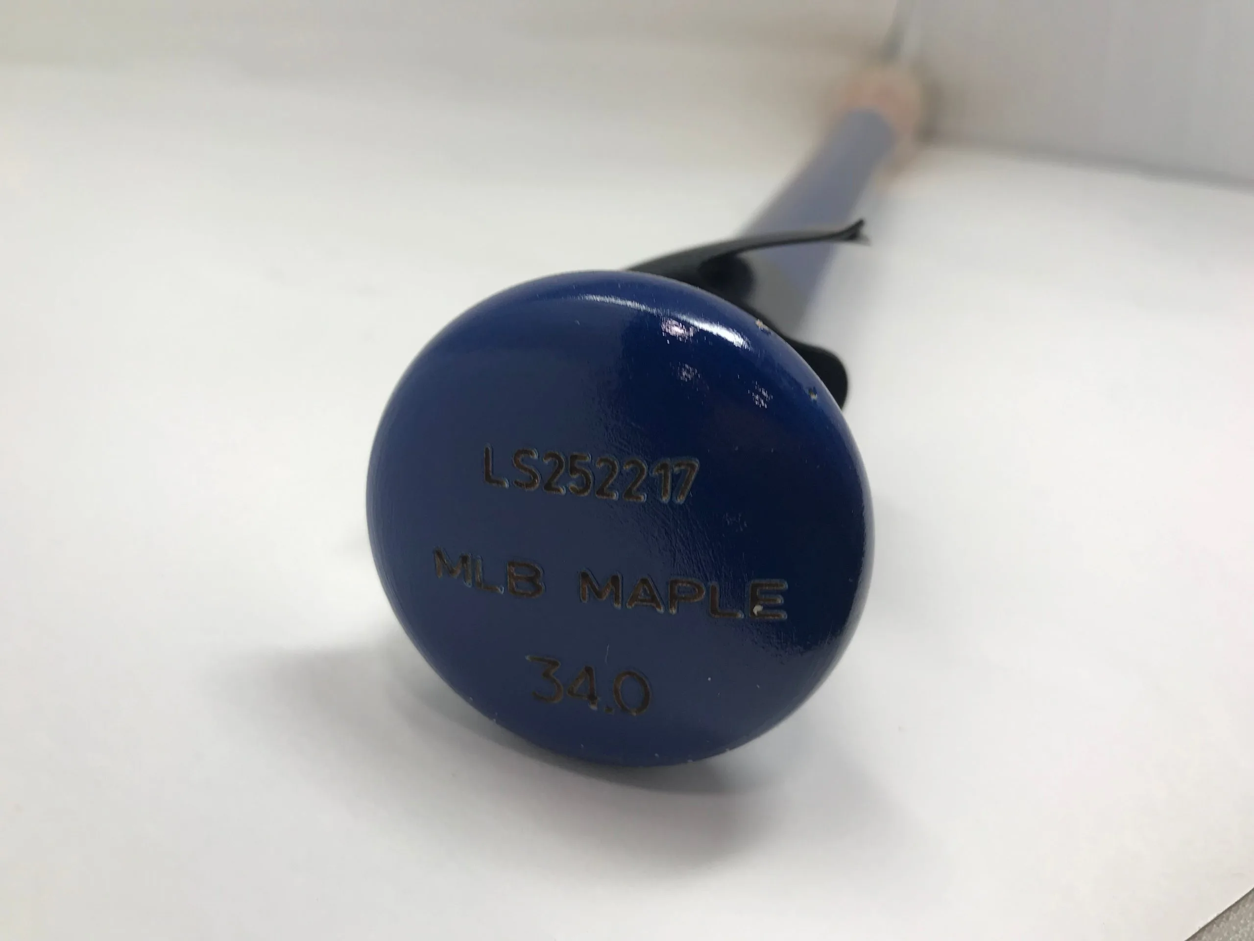 New Louisville Slugger MLB Prime C271 America Maple Wood Baseball Bat 34 In Rd/Wht/Bl 4 New Louisville Slugger MLB Prime C271 America Maple Wood Baseball Bat 34 In Rd/Wht/Bl - Image 4